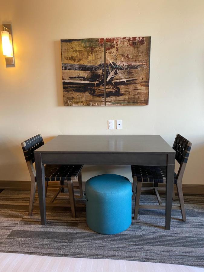 Simple Suites Boise Airport Bagian luar foto