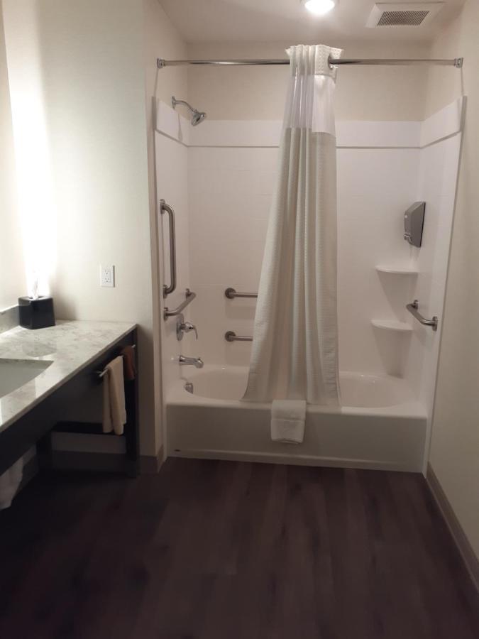 Simple Suites Boise Airport Bagian luar foto